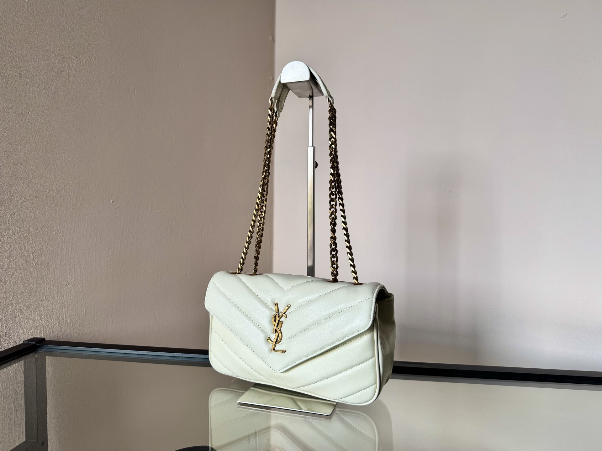 Saint Laurent Shoulder Bag Ladies' Favorite Loulou