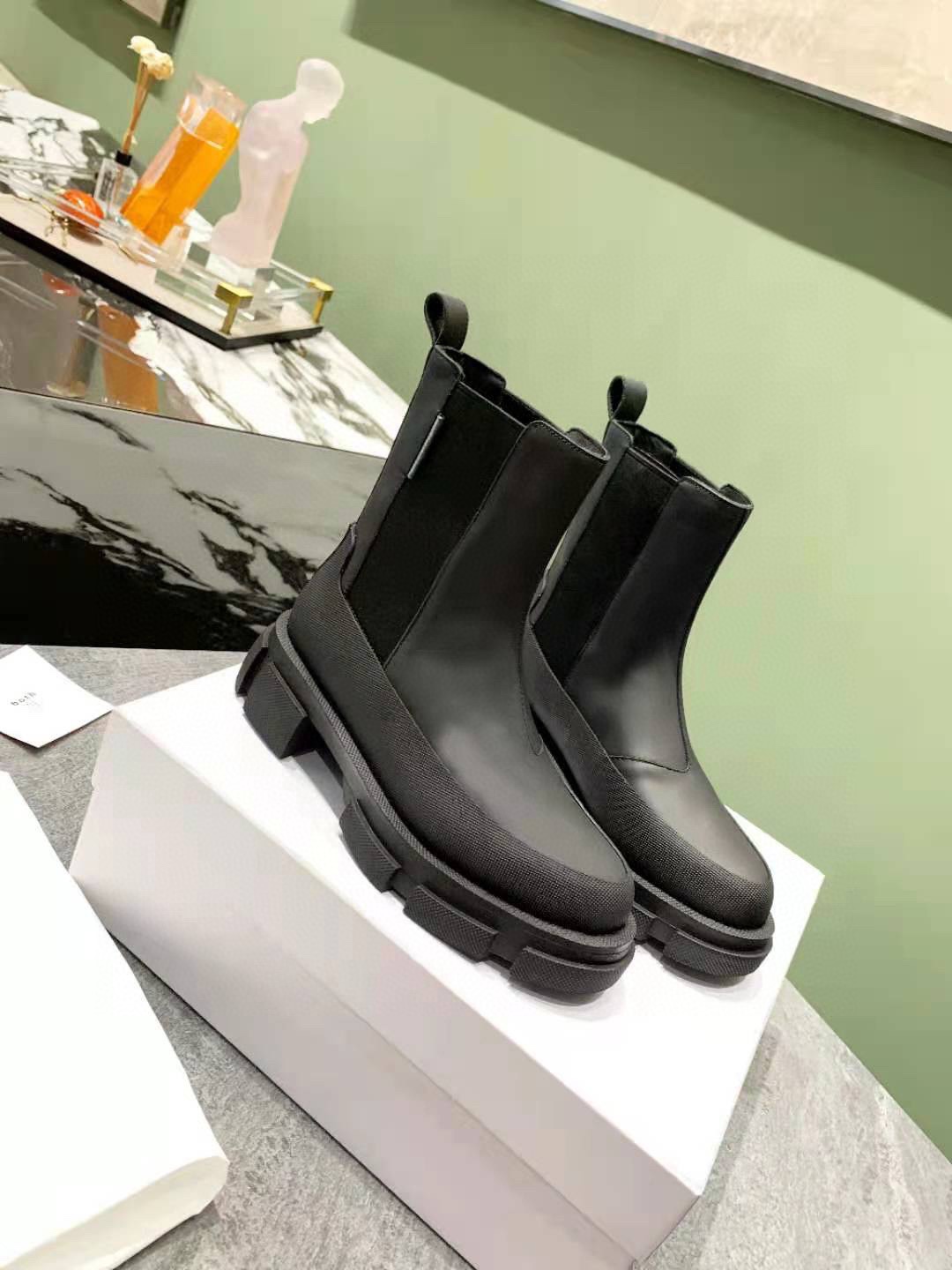 DIOR 001 boots XM053