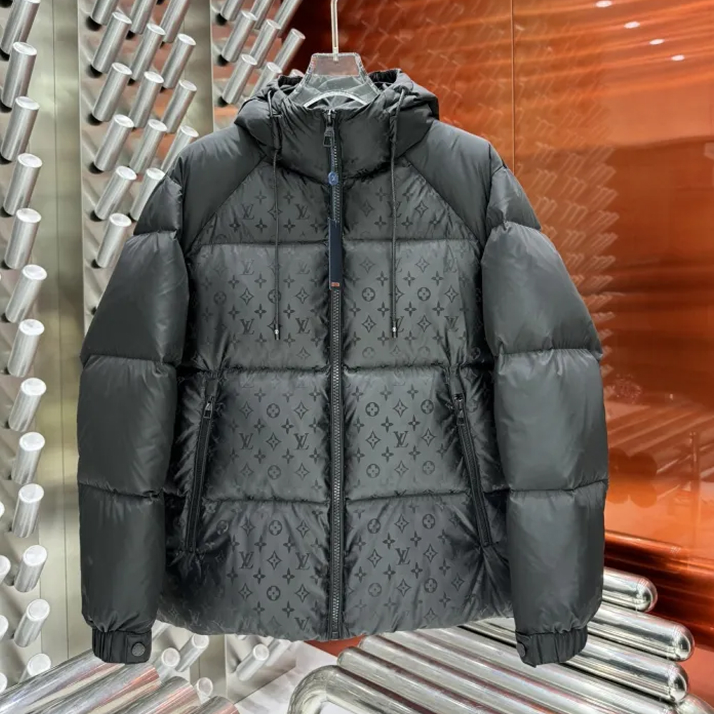LV Down Jacket 004 M067