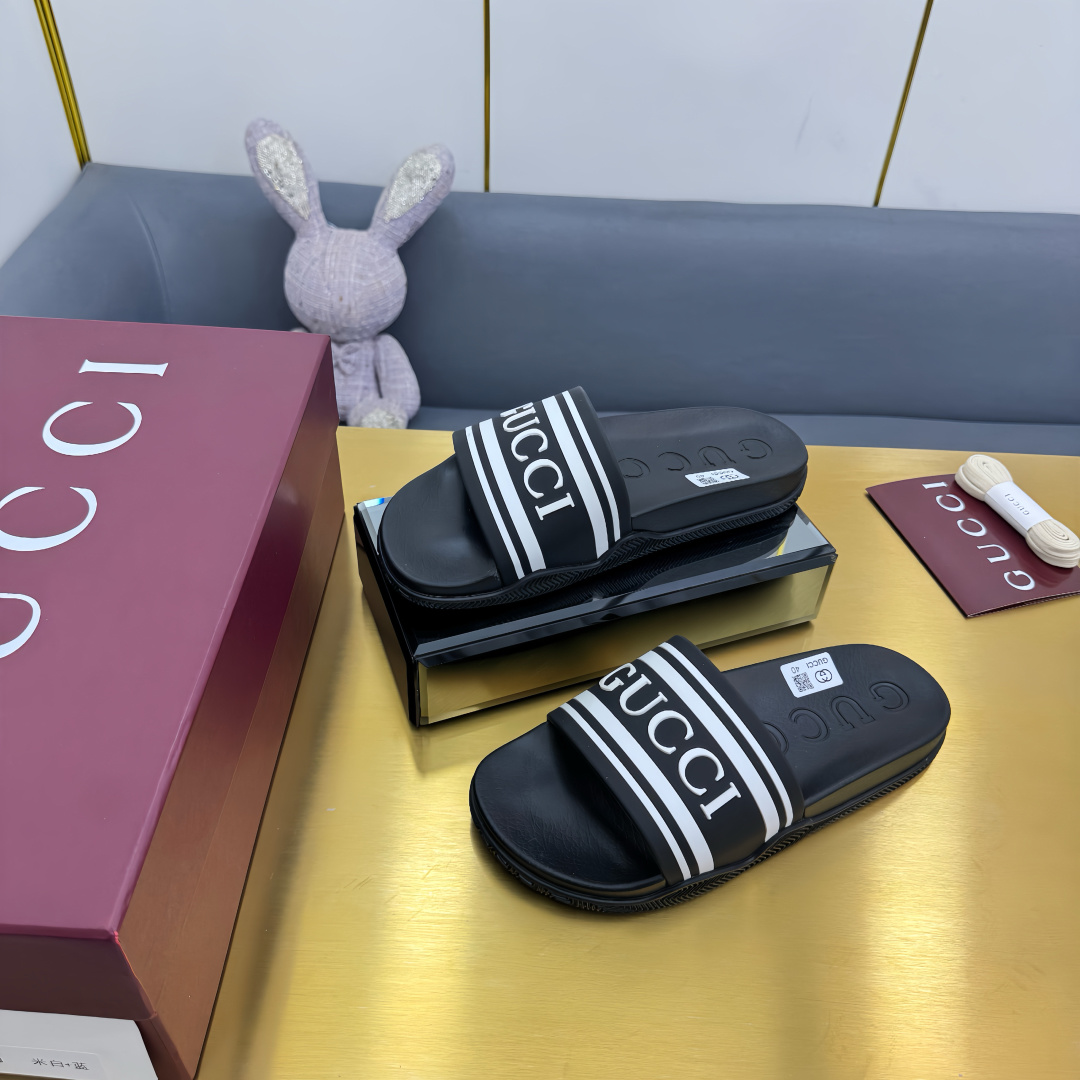 Gucci Shoes  New Game series couple slippers