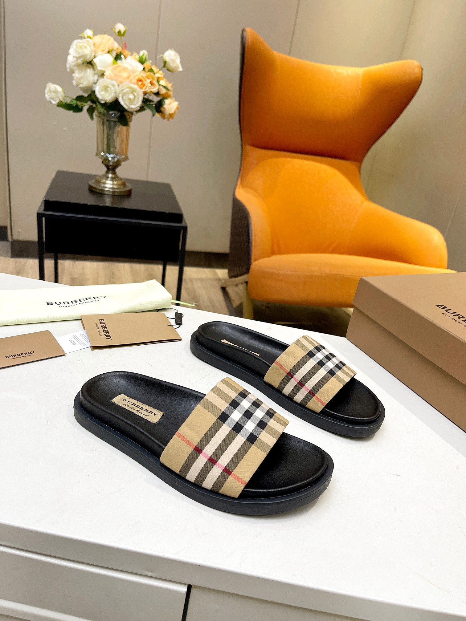 Burberry shoes 005 XM 581