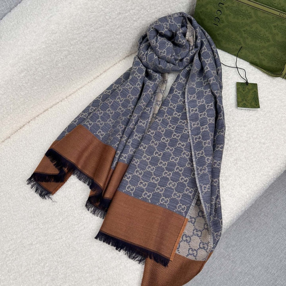 Gucci Scarf Double-Sided Scarf With Double G Logo 85% Wool And 15% Silk 65*220cm Accessories