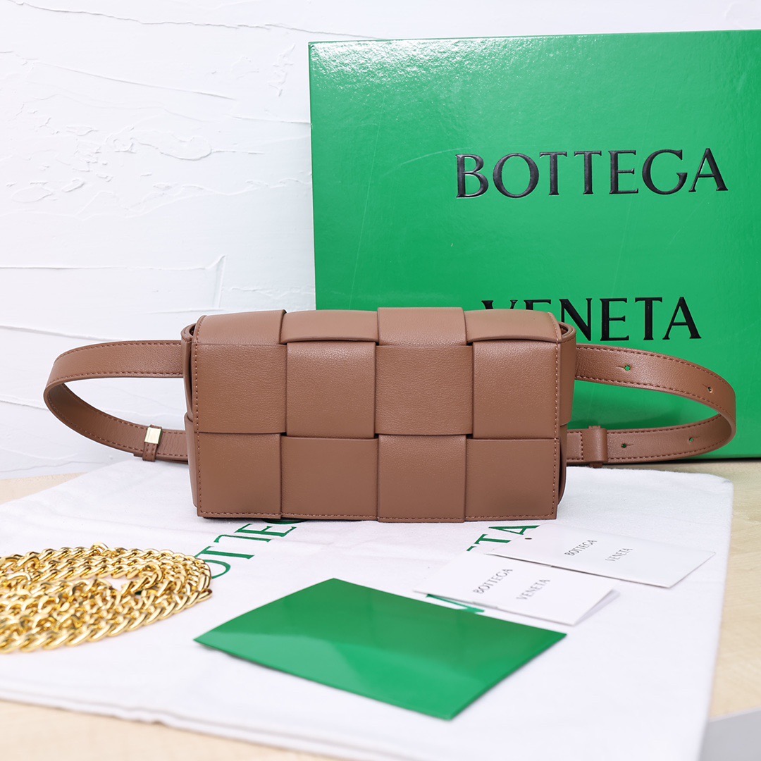 Bottega Veneta Shoulder Bag Ladies' Favorite