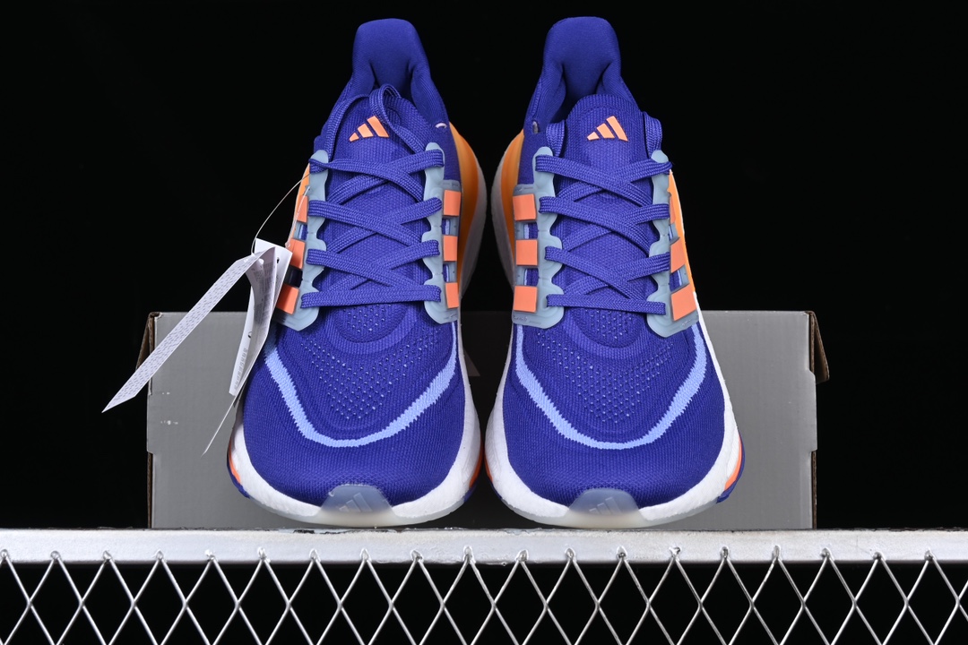 Ad Ultra Boost Light 23 HP3343 XM542