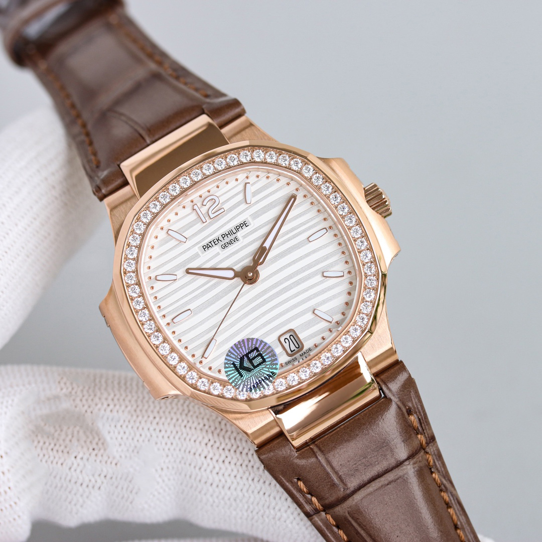 PATEK PHILIPPE NAUTILUS 7118 35.2mm