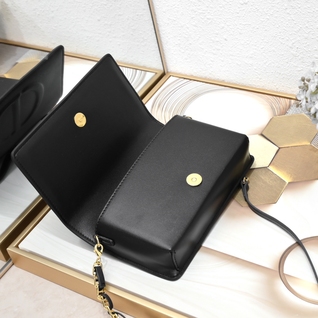 Dior CD Signature Mini Bag 5999 XB071 21cm