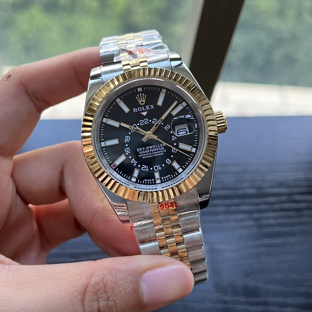 Rolex Sky-Dweller 42mm