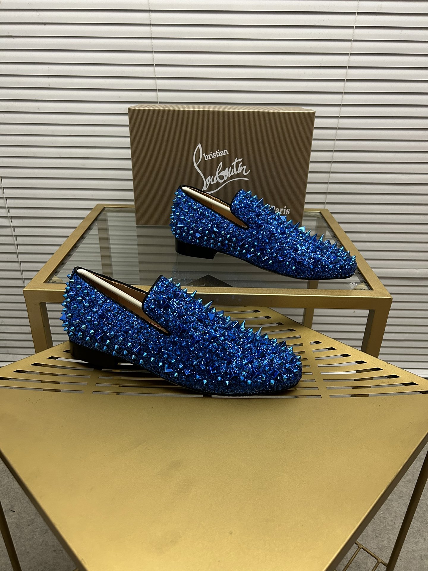 Christian Louboutin 016 Casual shoes HL003