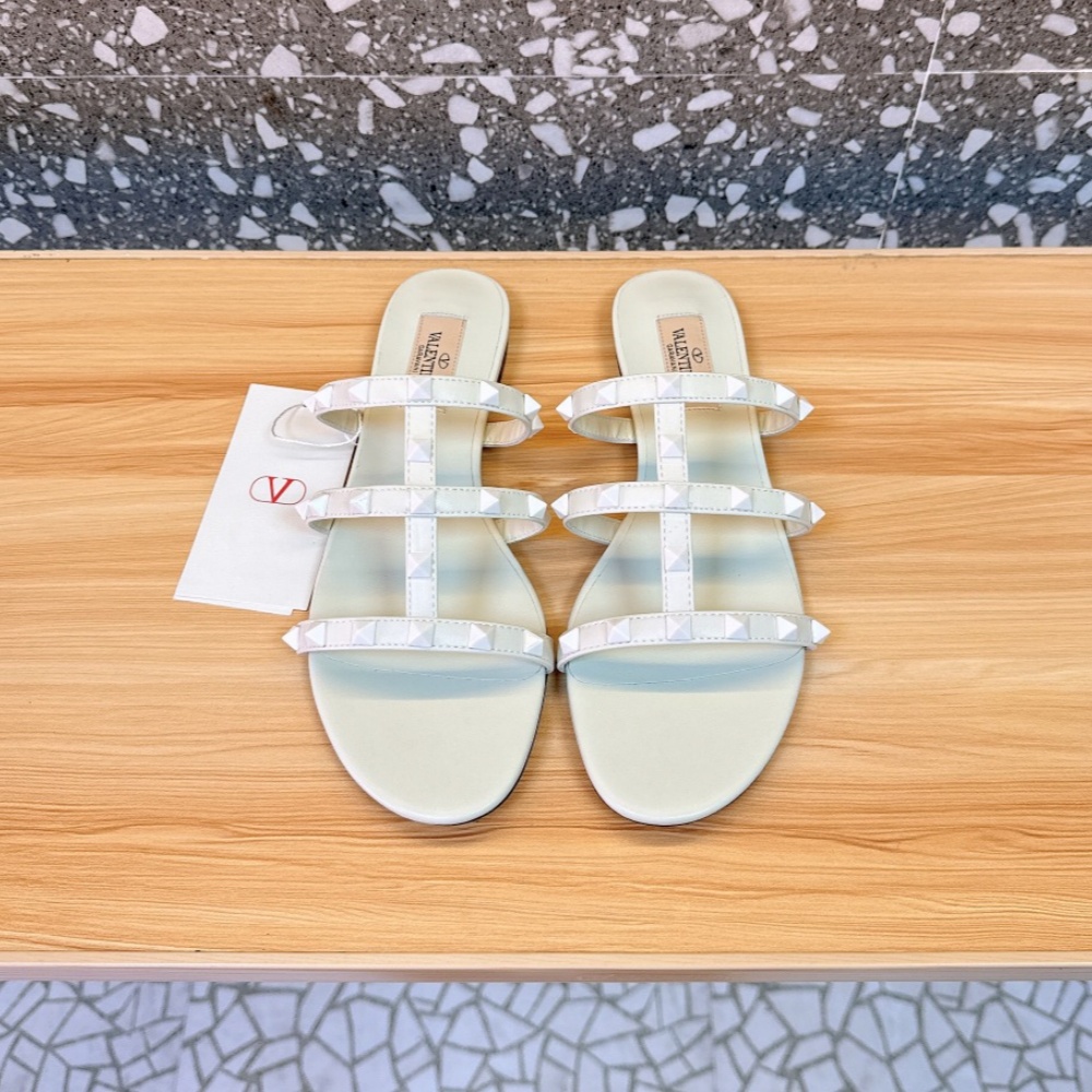 Valentino Shoes Ladies' Favorite Willow nail flat Slippers