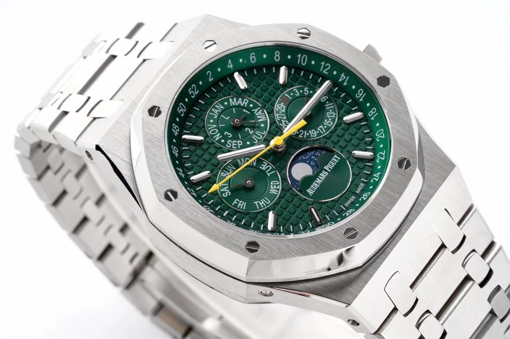Audemars Piguet ROYAL OAK 26574 41mm