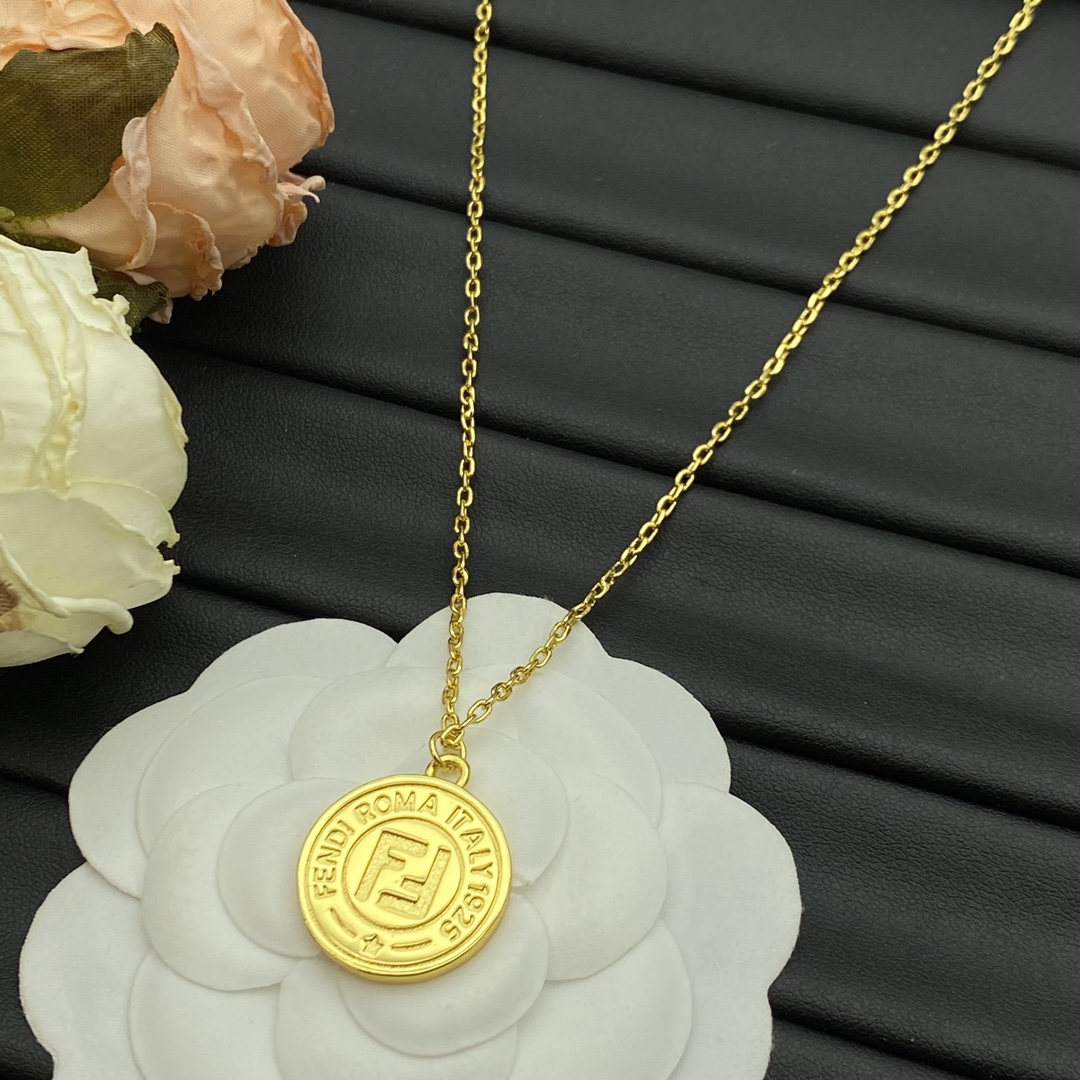 Fendi Jewelry Necklace lettering letter