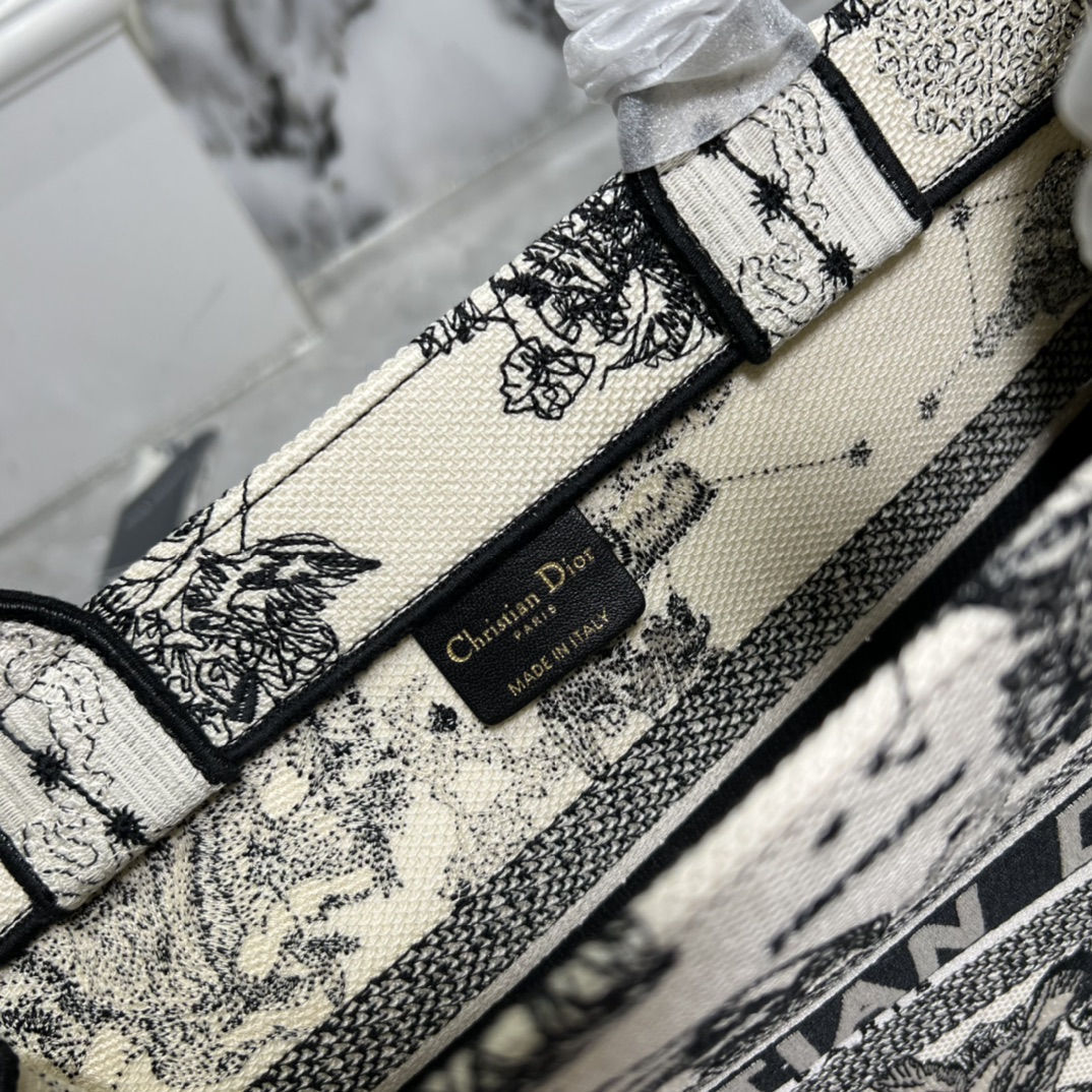 10A + top quality Medium Dior Book Tote 0175 XB022 36cm