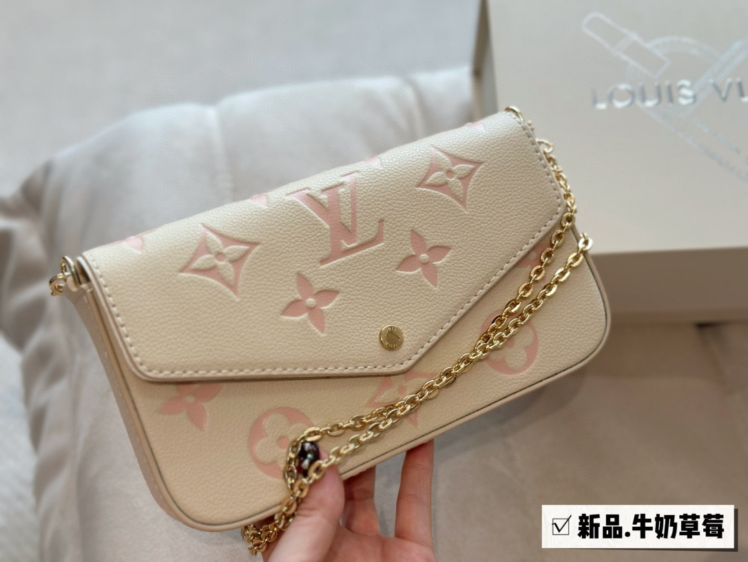 LV Pochette Félicie Bag 067 DB071 21cm