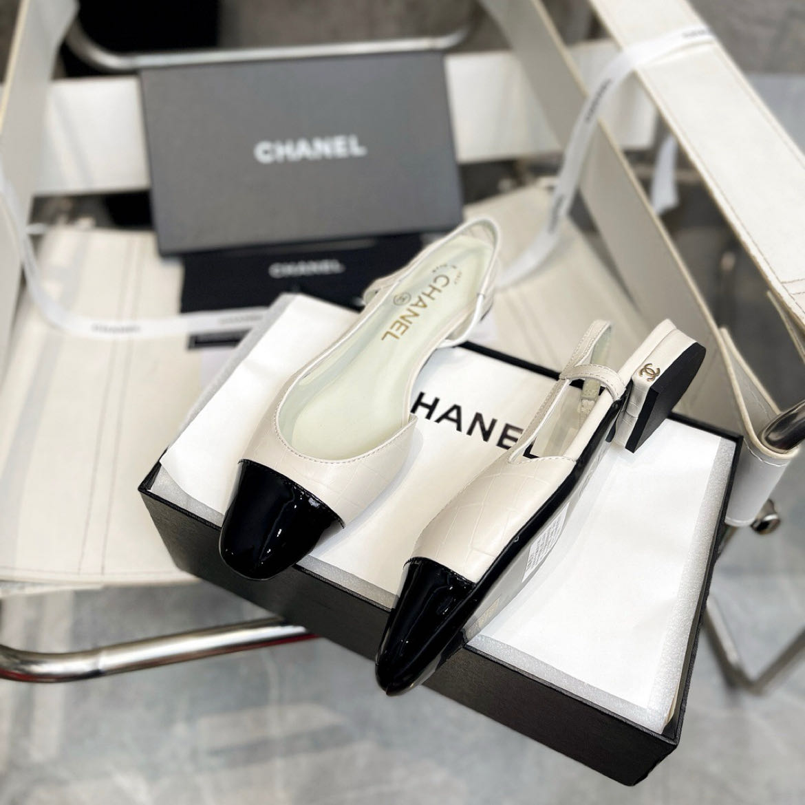 Chanel shoes 052 HL052