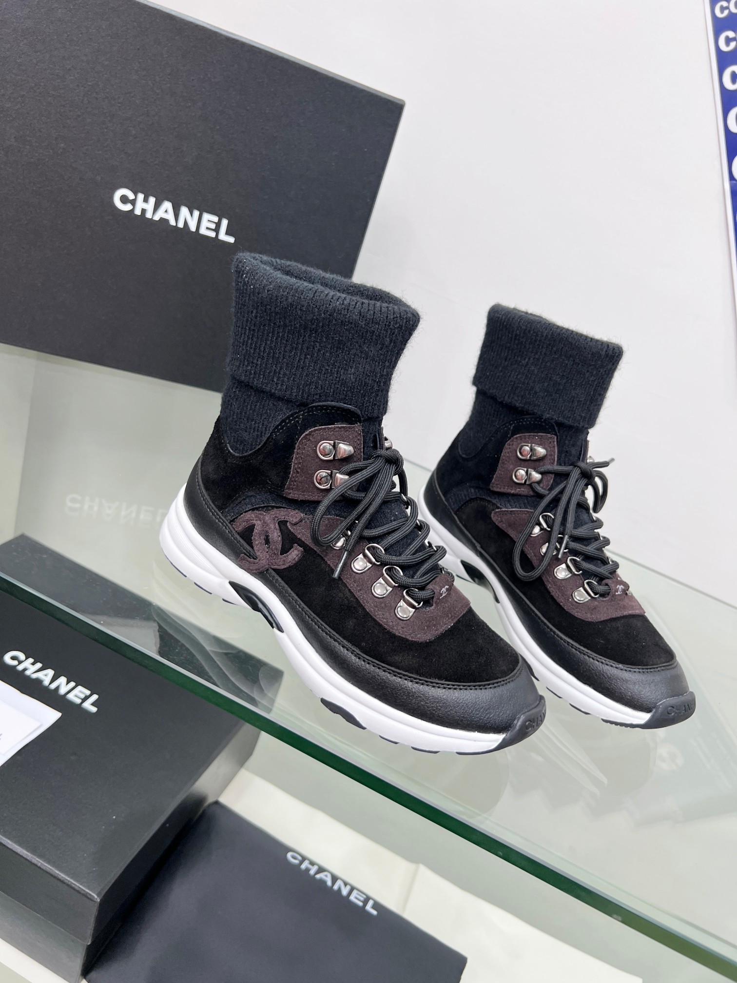 Chanel 005 boots XM003