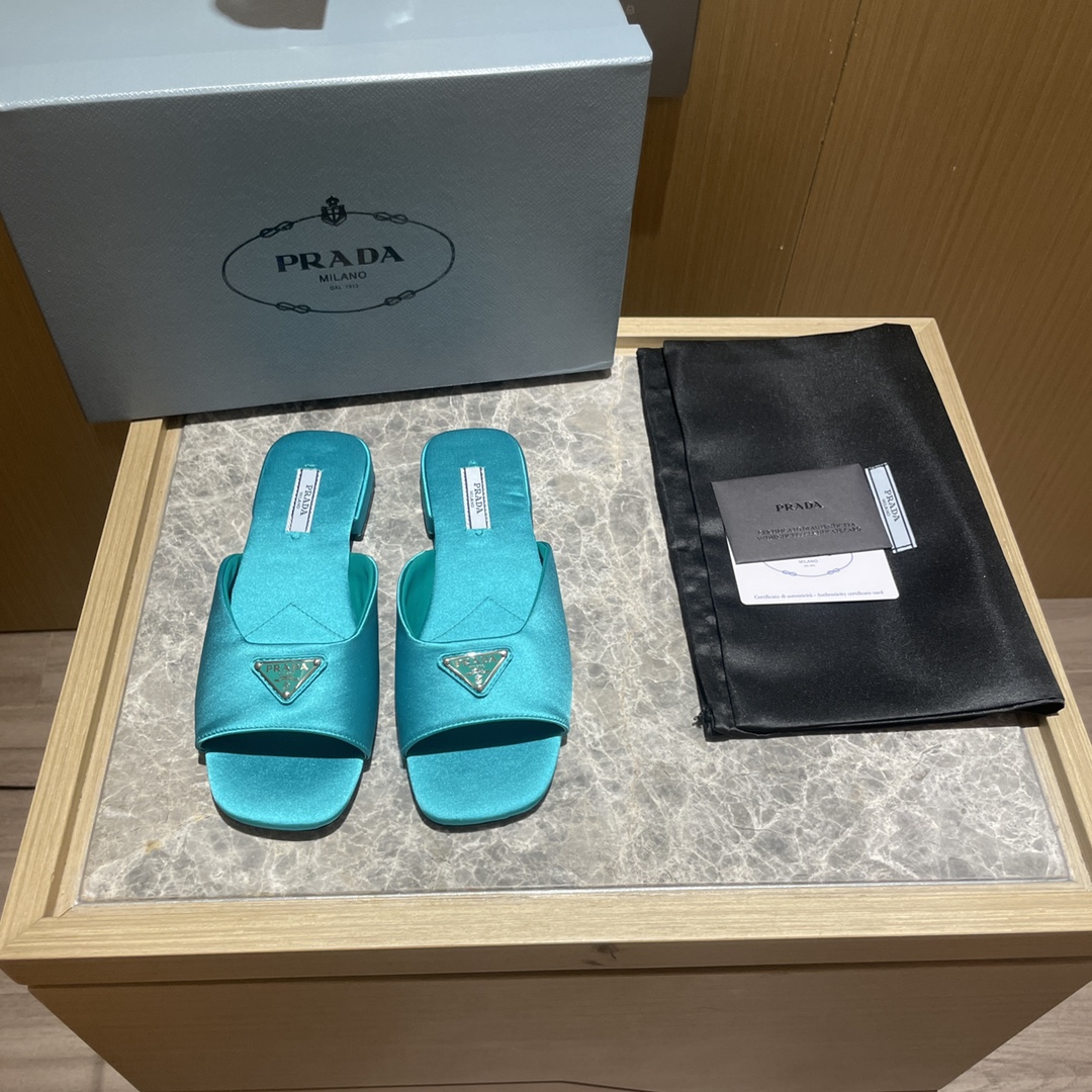 Prada shoes flat bottom 1.5CM sandal 005