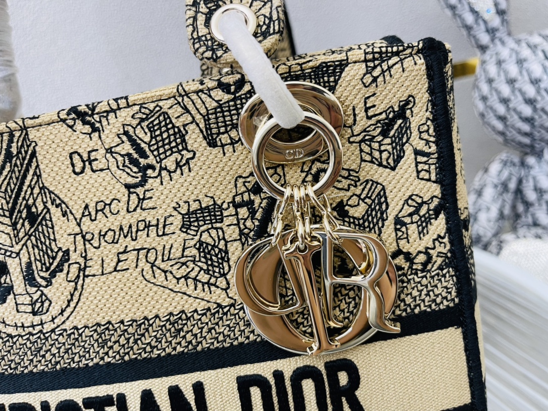 10A + top quality Dior Medium Lady D-Lite Bag 9920 DD003 24cm