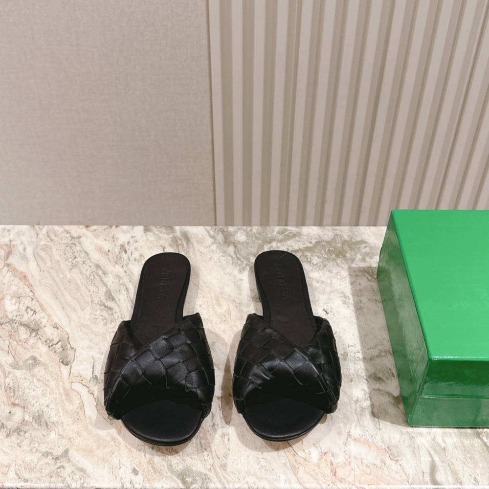 Bottega Veneta Shoes Slippers BV Blink Cowhide