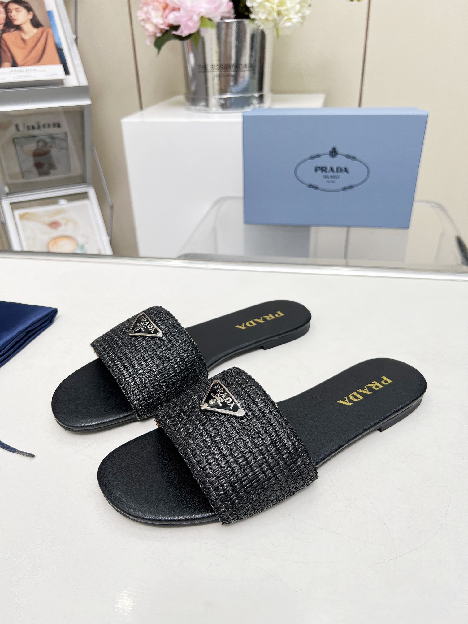 Prada Shoes Latest women's slippers