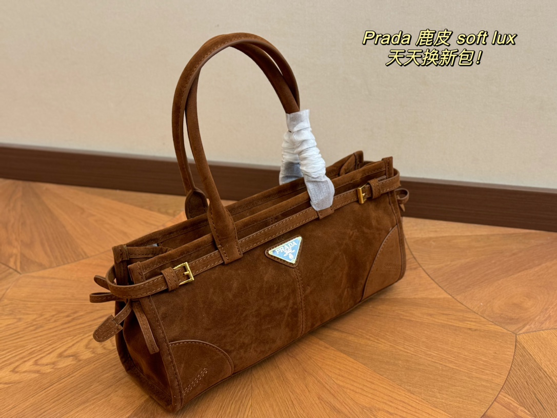 Prada Soft lux Tote 012 DB561571 32-38cm