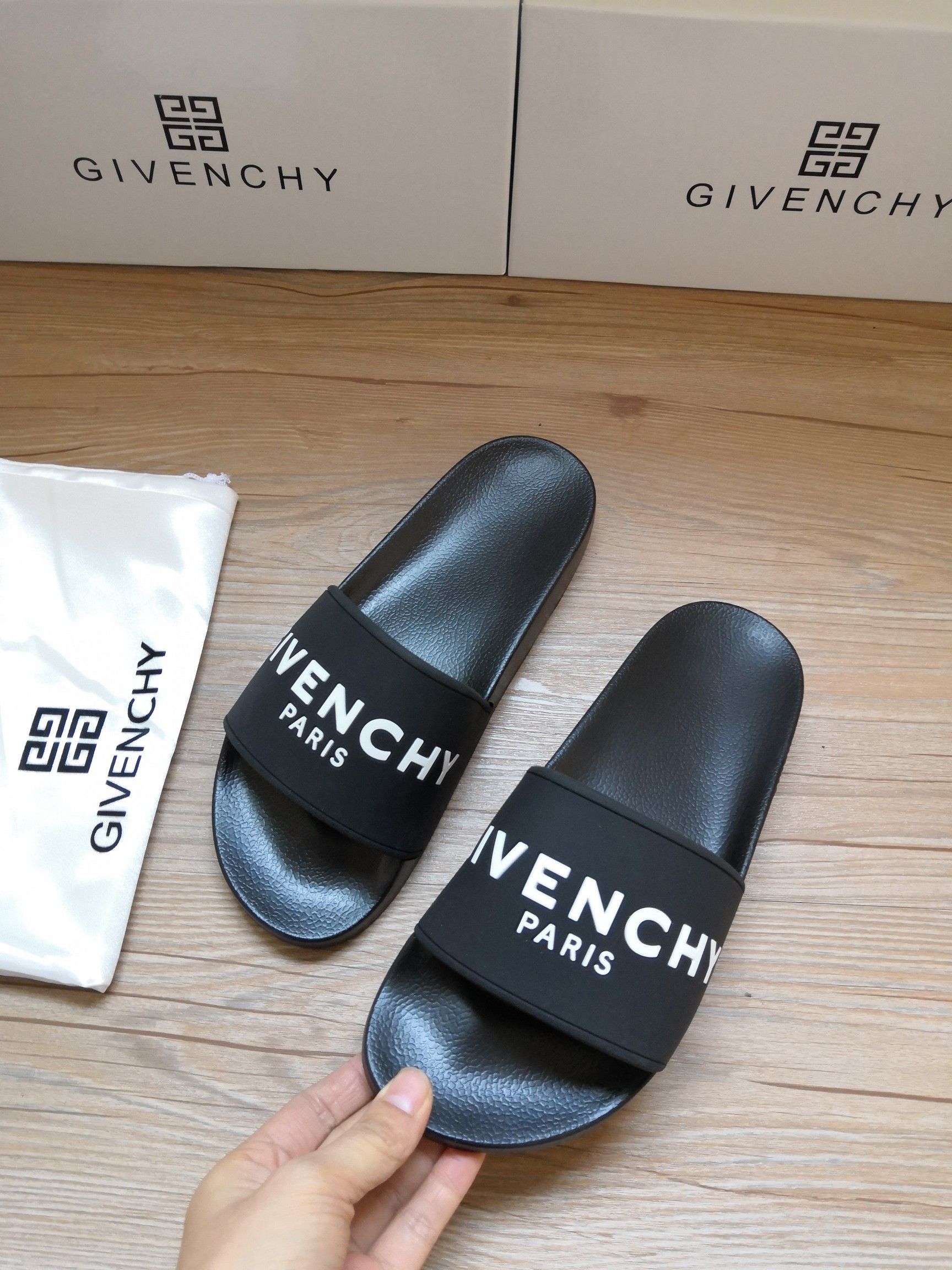 Givenchy Shoes Slipper Leather Shoes