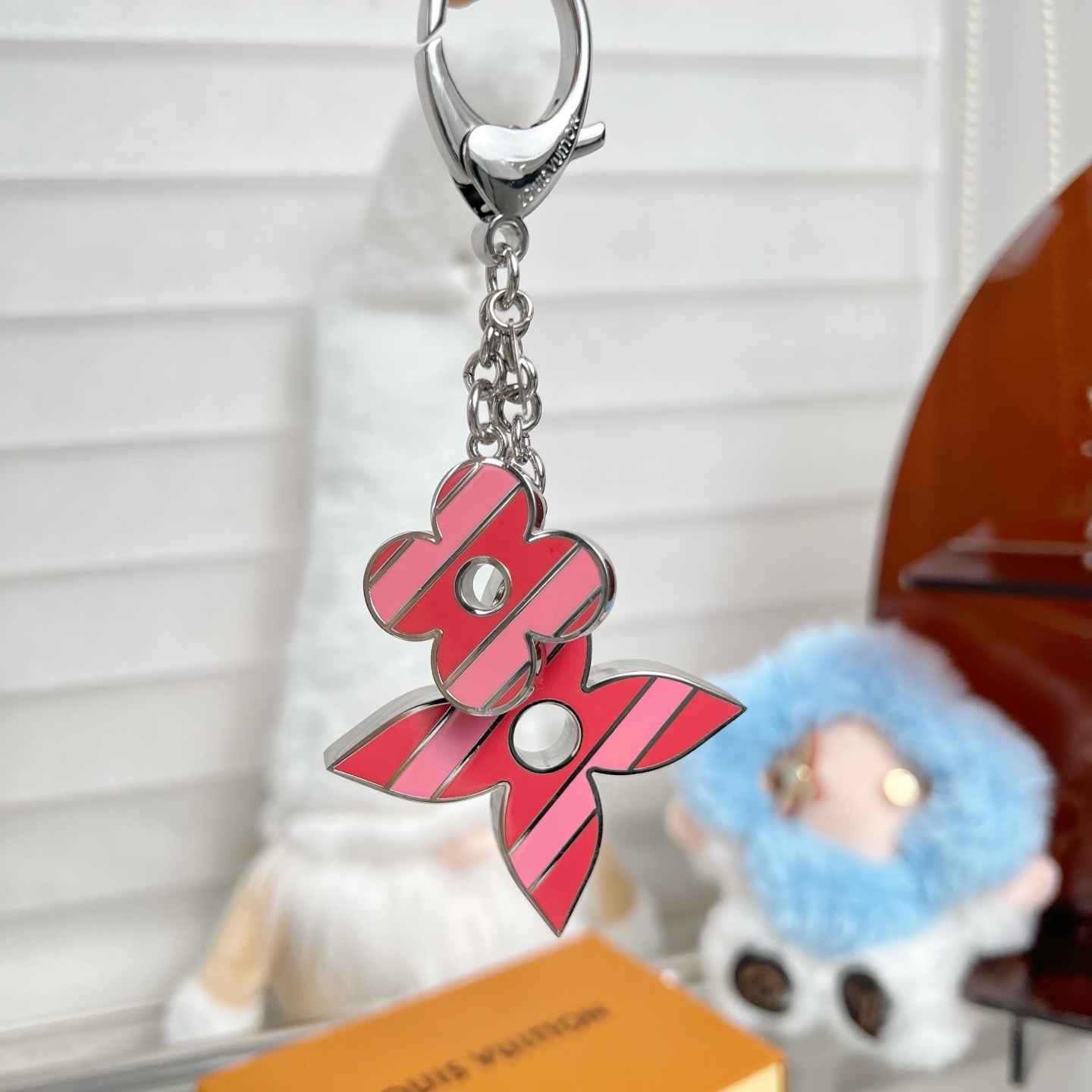 Louis Vuitton Key Chain Original Floral Logo Imported Steel Keychain Accessories