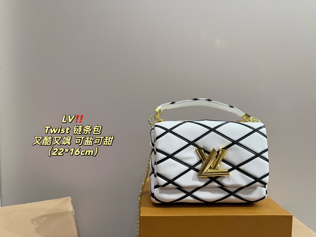 LV Twist Bag 045 DB581 22cm