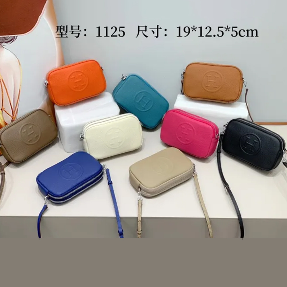 Hermes Silk'in Camera Bag 1125 LM041 19cm