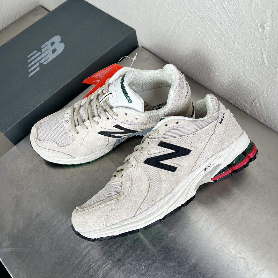New Balance Sneakers Sports shoes NB 860