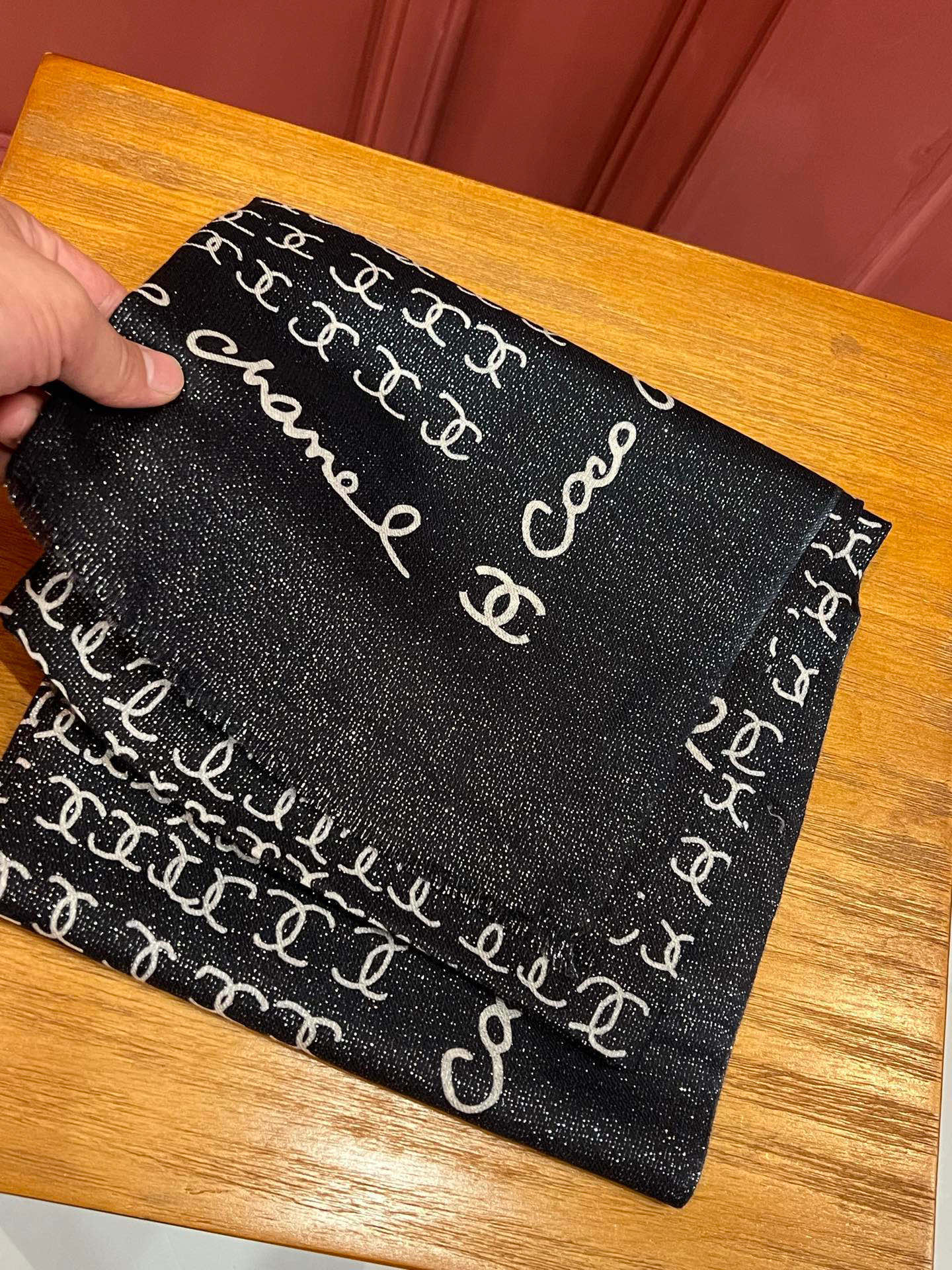 Chanel Scarf Hand-Painted Logo Silver Line Long Scarf 100% Cashmere 110*200cm Accessories