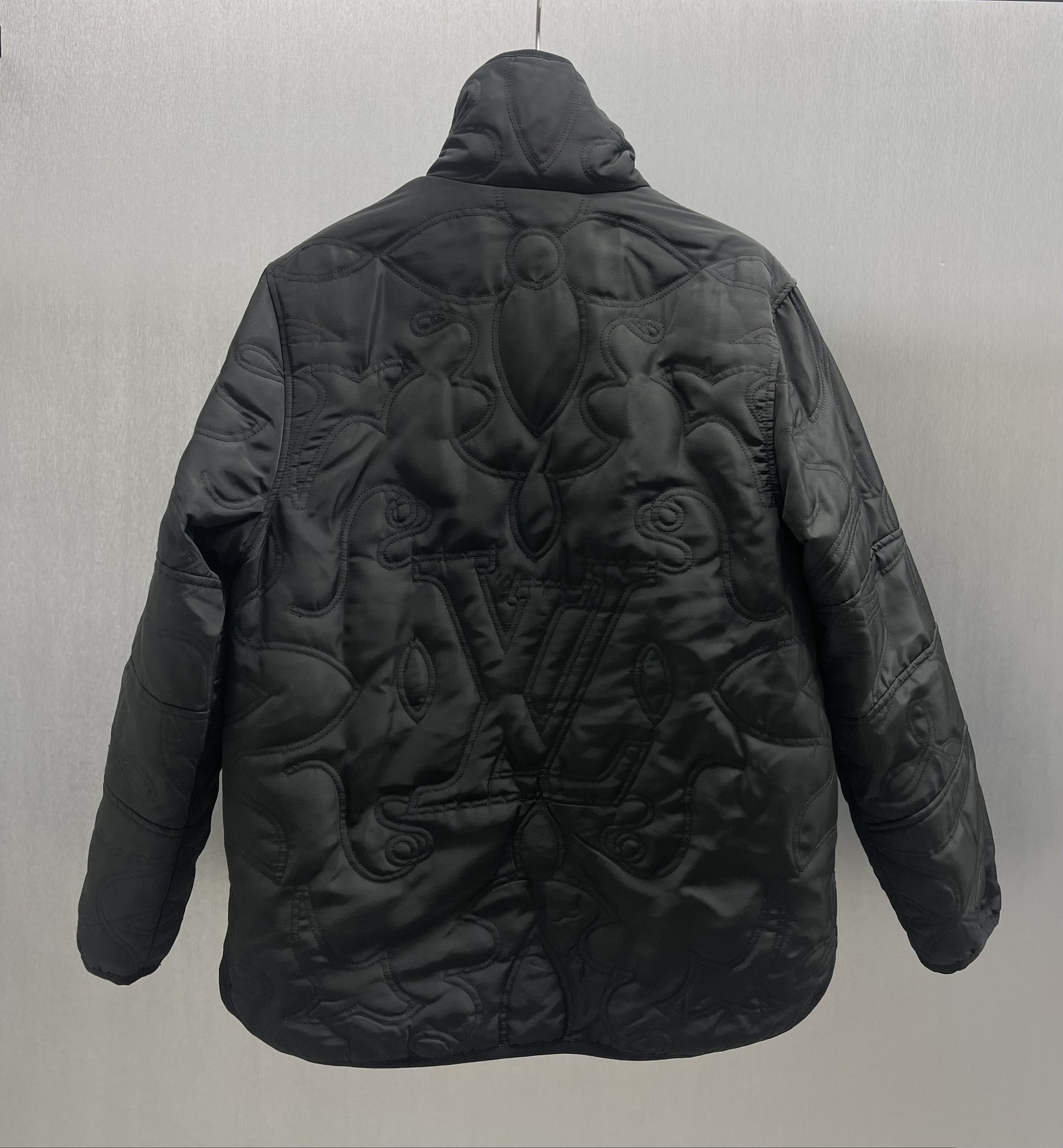 LV Down Jacket 003 M054
