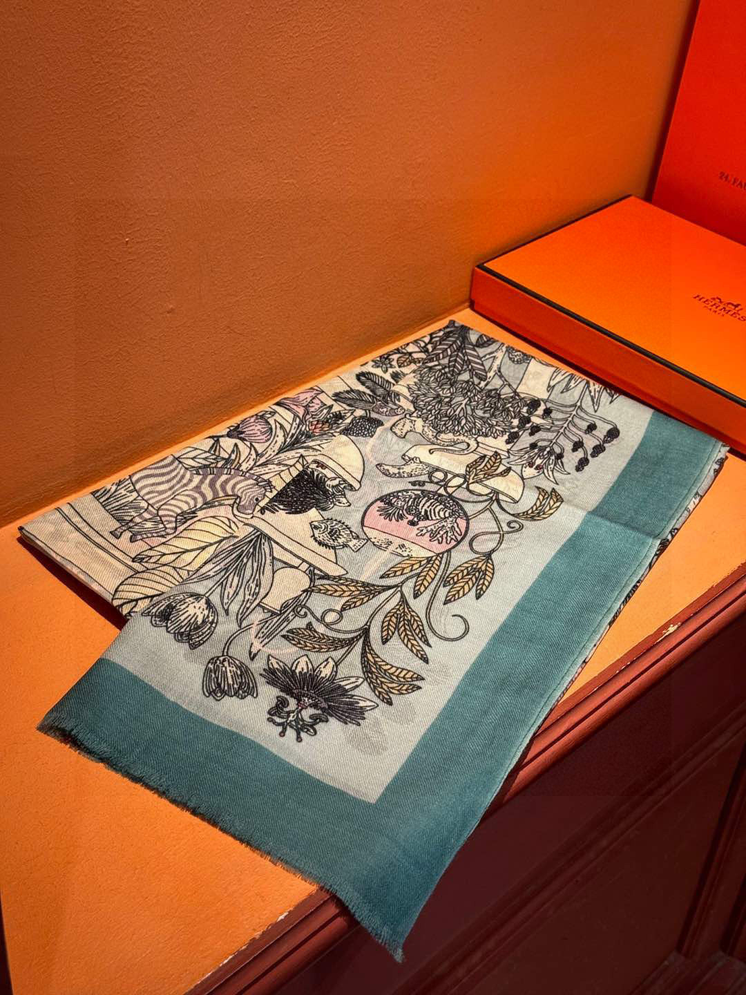 Hermes Scarf Rare Paradise Long Scarf Cashmere 100*200cm Accessories