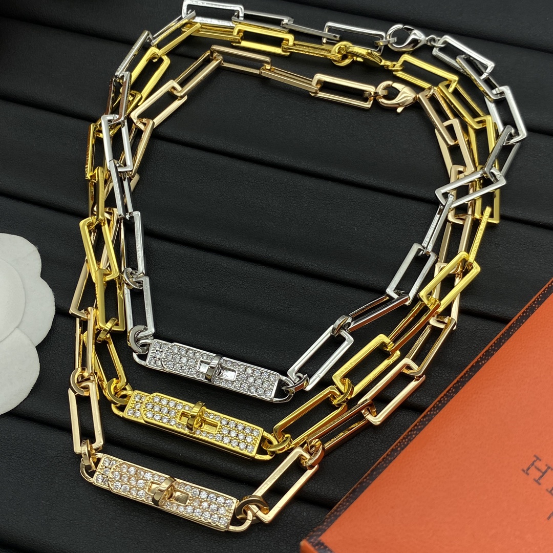 Hermes Jewelry Necklace Interlocking Design