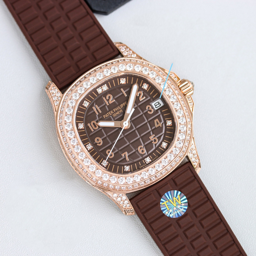 PATEK PHILIPPE AQUANAUT 5072 35.6mm