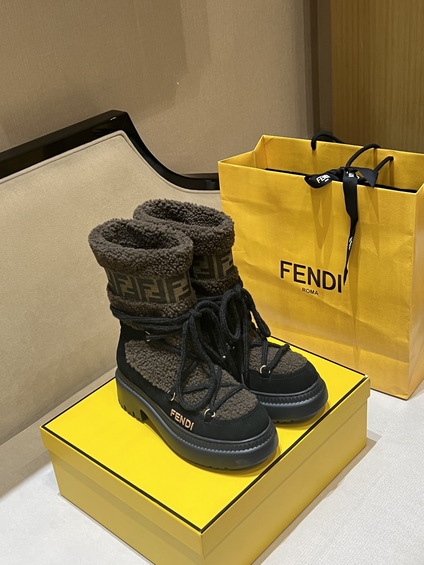 Fendi Shoes Boots