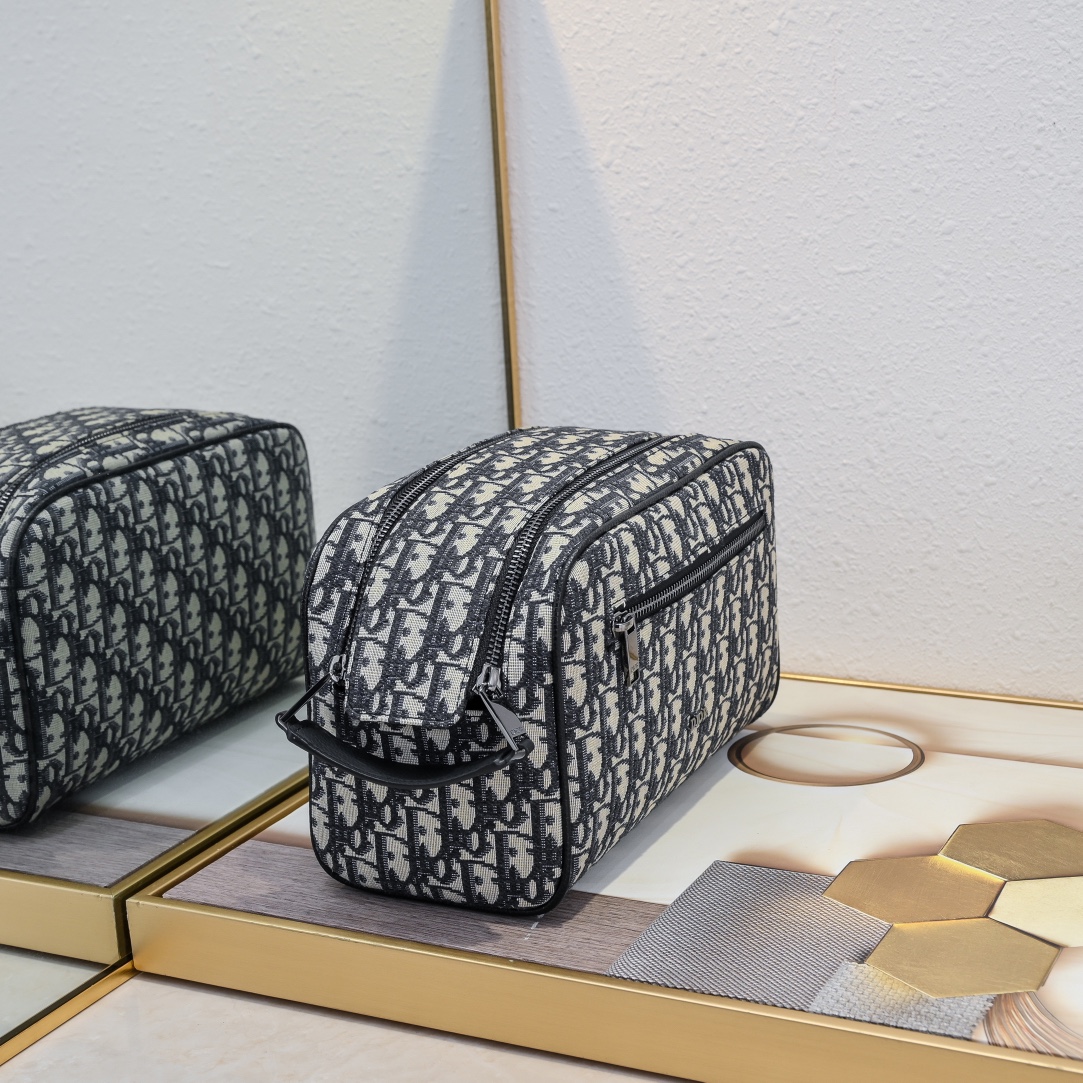 Dior Toiletry bag 2492 XB081 24.5cm