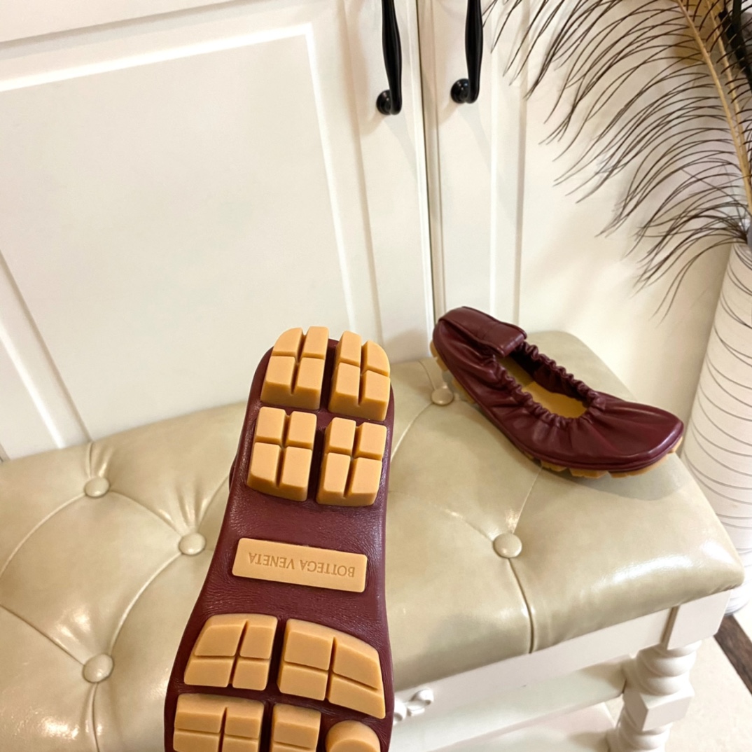 Bottega Veneta Shoes Flat Shoes