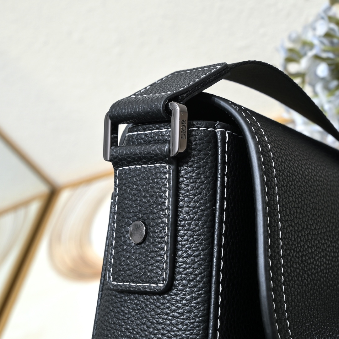 Dior Mini Saddle Bag With Strap 9911 XB032 23cm