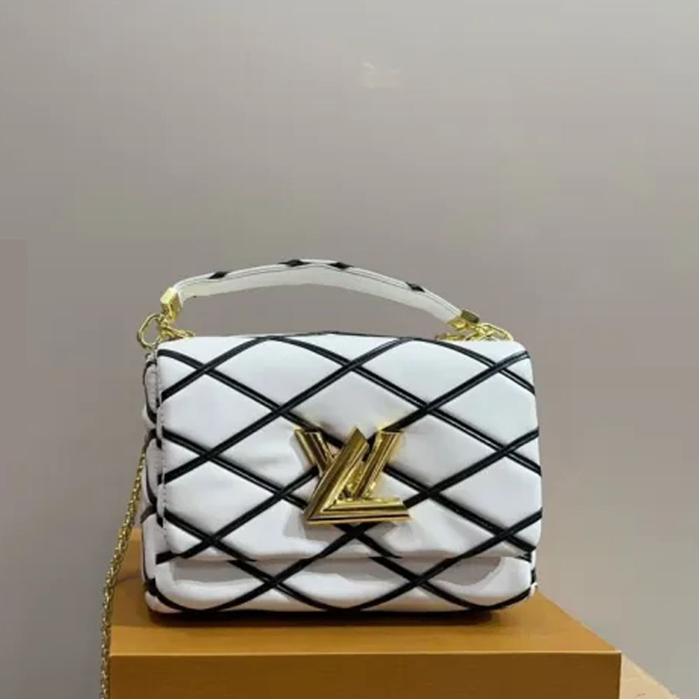 LV Twist Bag 045 DB581 22cm