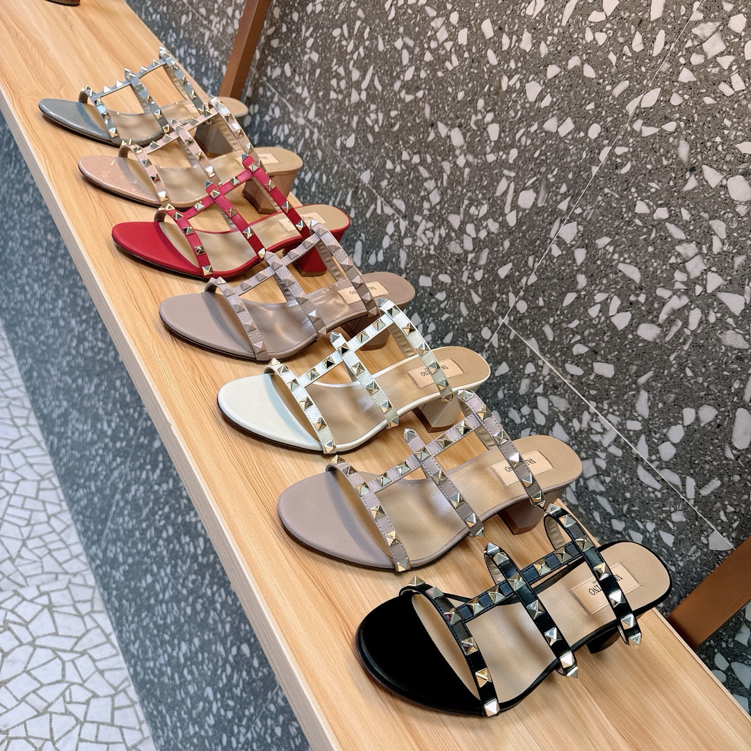 Valentino Shoes Hot Thick Heel Series High Heels