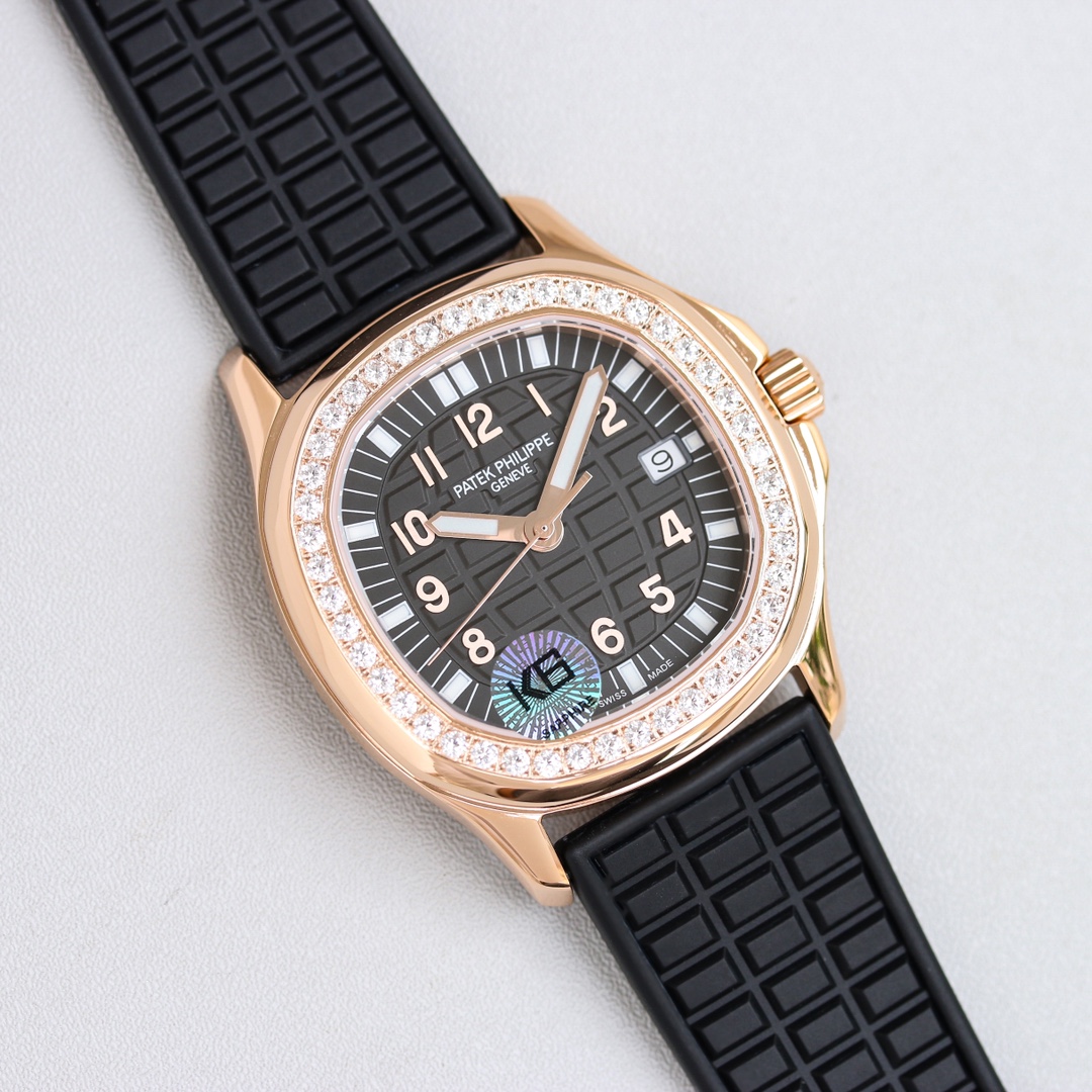 PATEK PHILIPPE AQUANAUT 5067 35.6mm