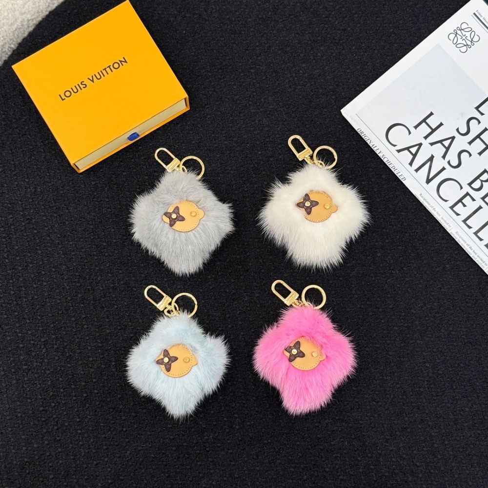 Louis Vuitton Key Chain Vivienne Fur Imported Mink Fur Pom-Pom Keychain Pendant Accessories