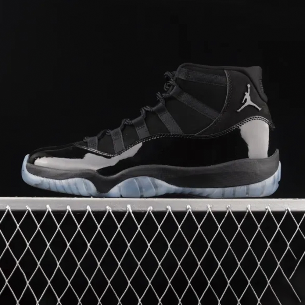 Air Jordan 11“Cap and Gown”AJ11 378037-005 XM024
