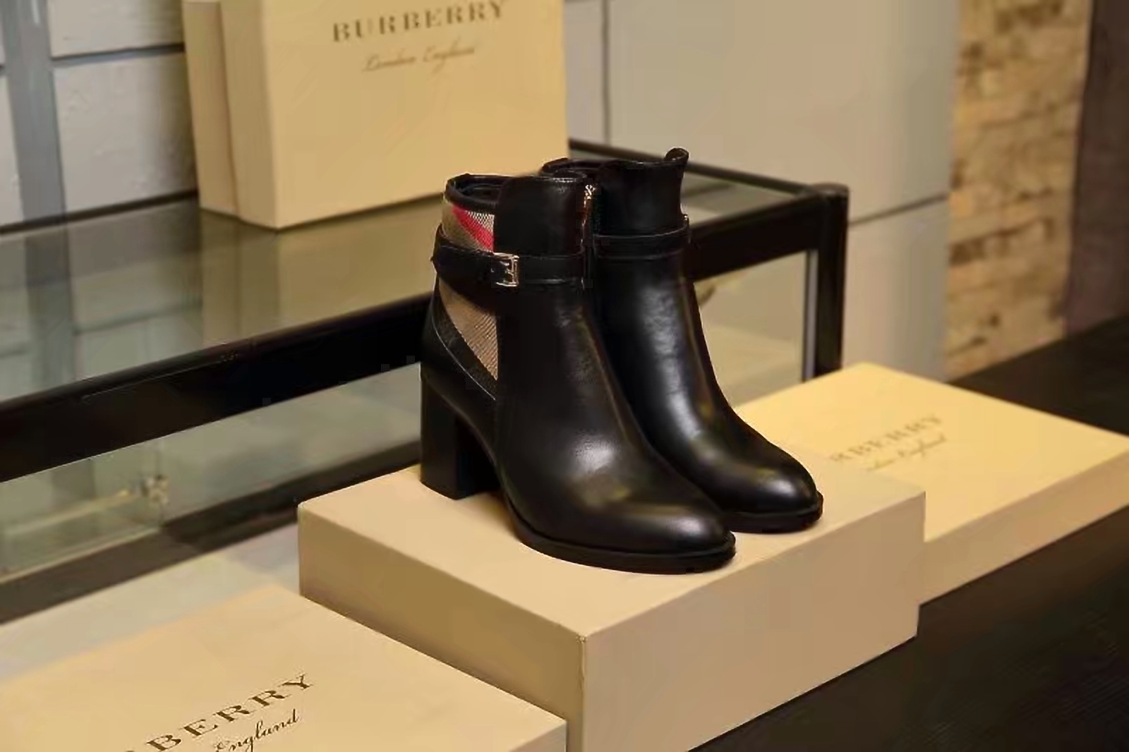Burberry Shoes Boots Leather 10.5CM