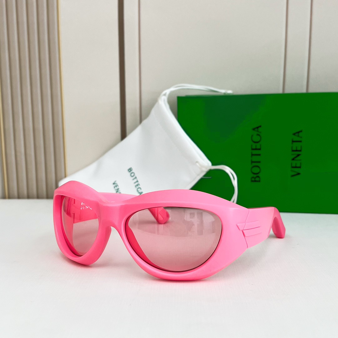 Bottega Veneta Sunglasses BV1087S SM051