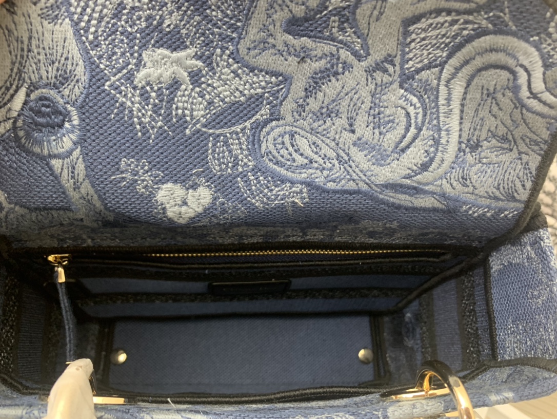 10A + top quality Dior Medium Lady D-Lite Bag 9920 DD003 24cm