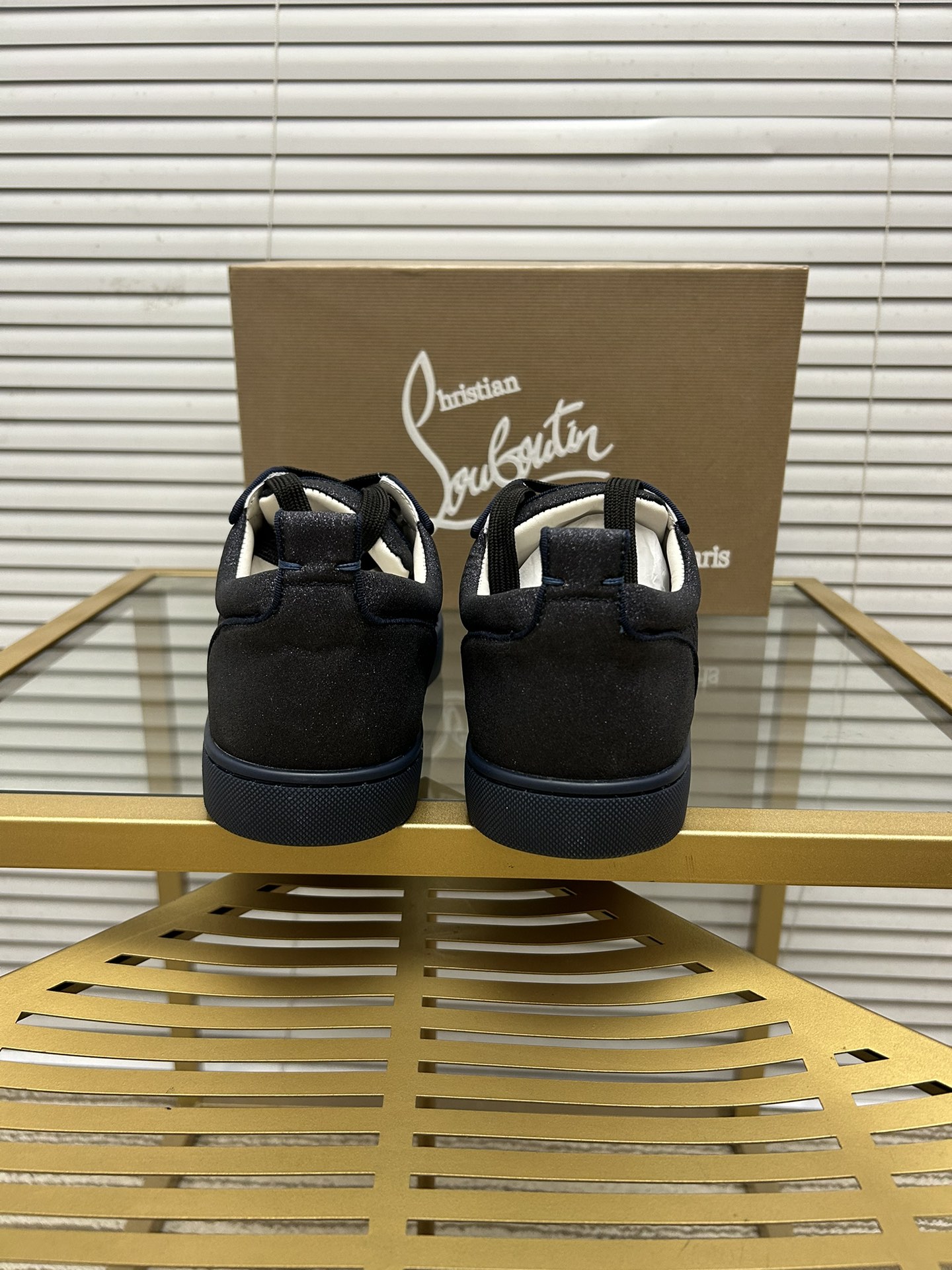 Christian Louboutin 032 Casual shoes HL003