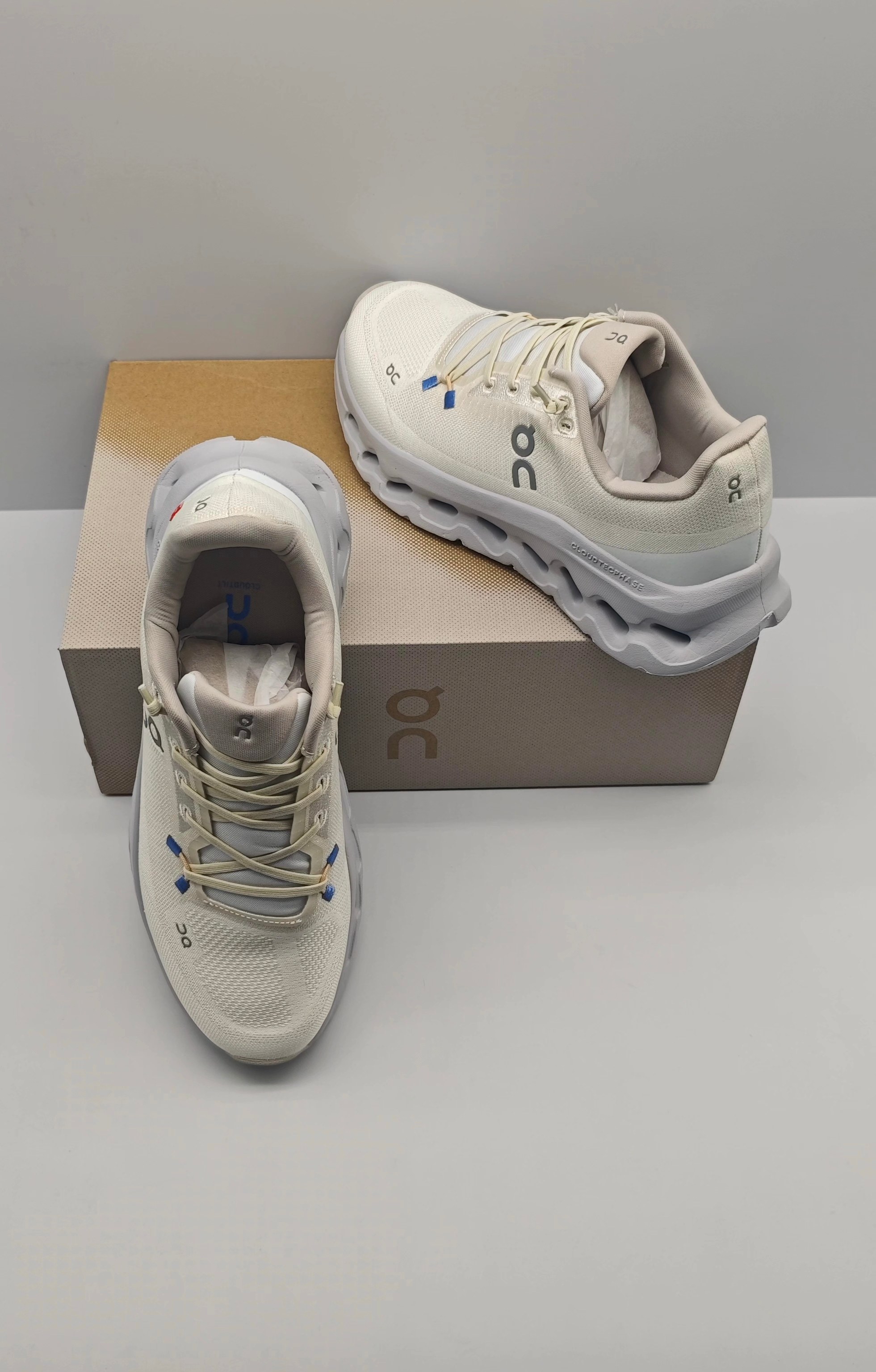 On Cloud Sneakers Sports shoes ON Cloudtilt