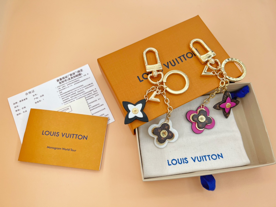 Louis Vuitton Key Chain Blooming Flowers Chain Coated Canvas Metal Keychain Accessories