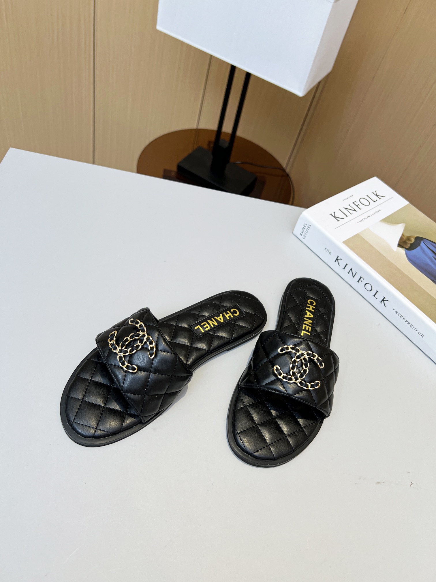 Chanel shoes 010 XM 012